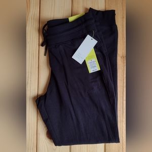 NWT ALL IN MOTION BLACK MID RISE WOMENS JOGGERS PANTS W POCKETS SZ S NEW